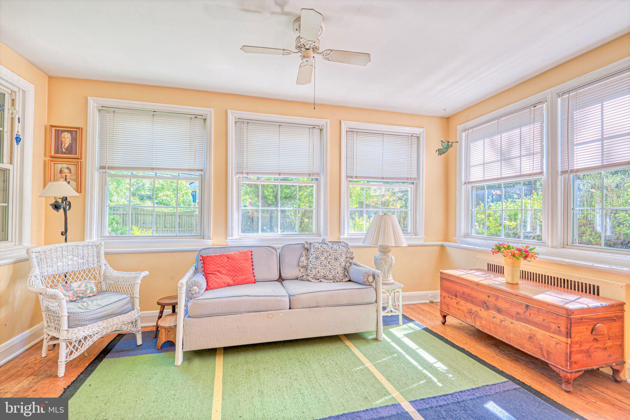 YORKTOWNE - Residential