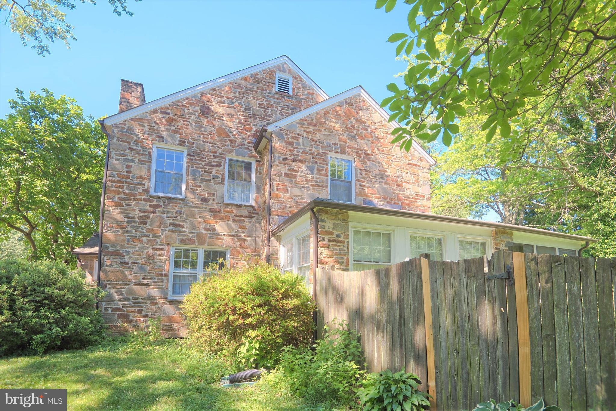 YORKTOWNE - Residential