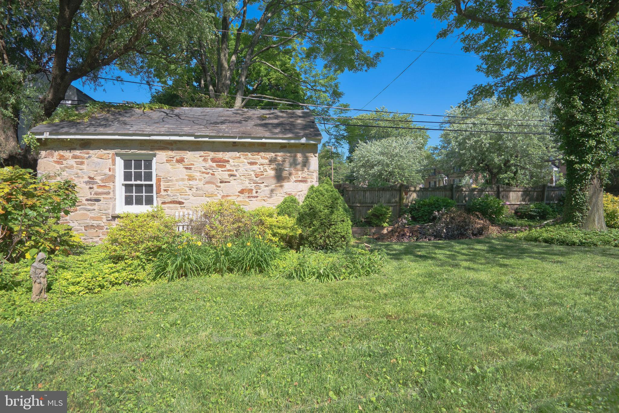 YORKTOWNE - Residential