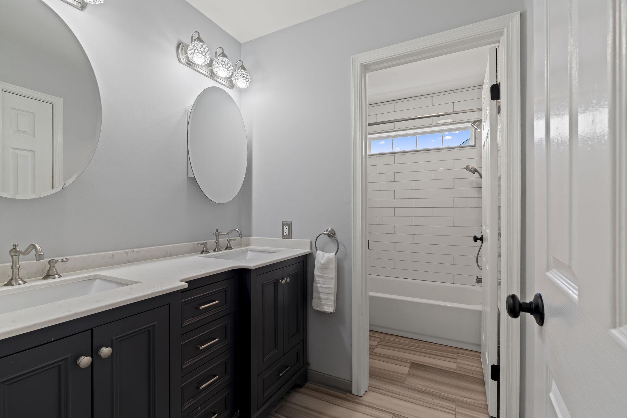 FOX HEATH - Residential