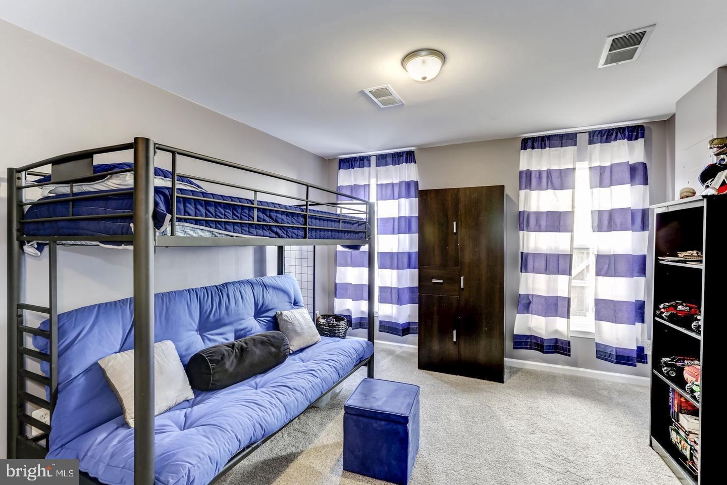 HIGHLAND VILLAGE - Residential Lease