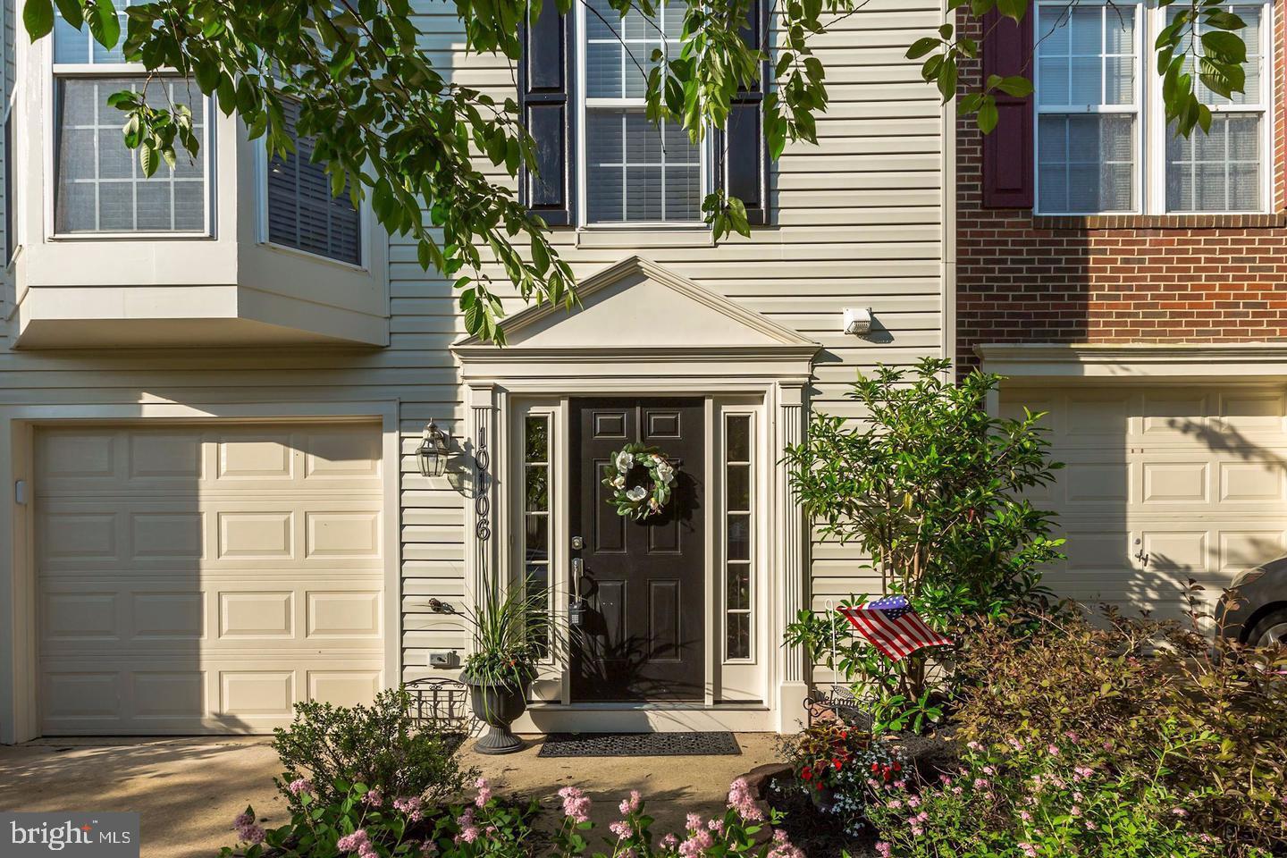 10106 SIR REYNARD LANE