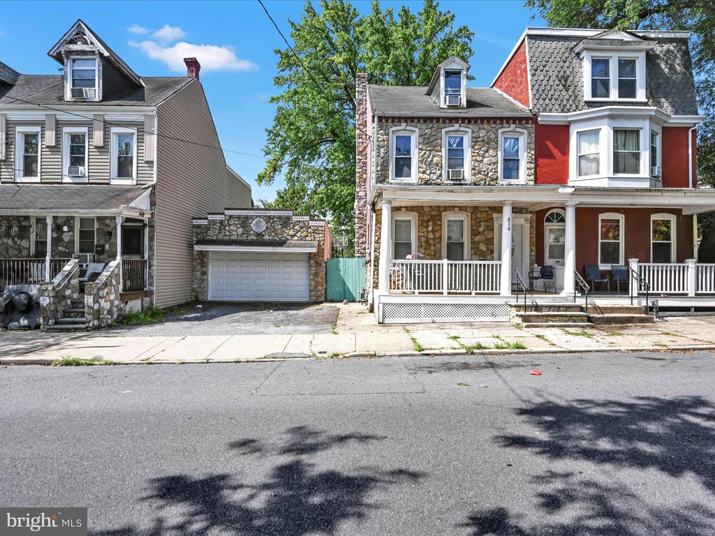 Photo of 616 S Lime Street, LANCASTER, PA 17602 (MLS # PALA2073594)