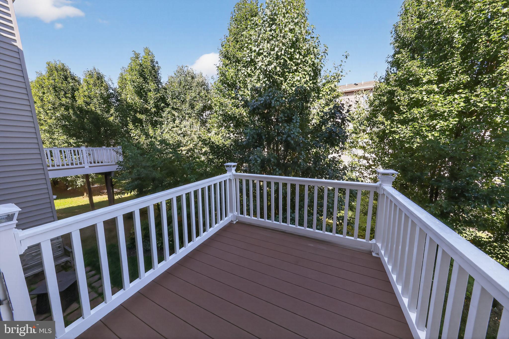 633 BARRIE ROAD
