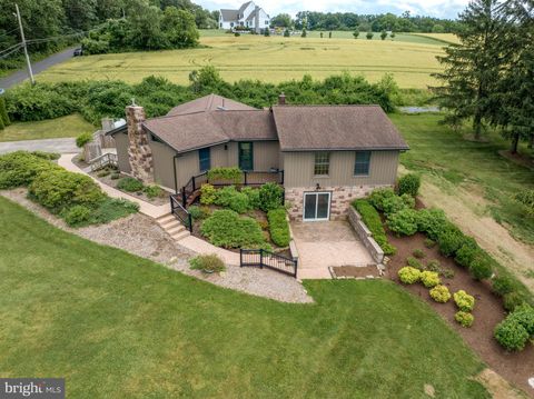 Photo of 300 Long Lane, Lititz, PA 17543 (MLS # PALA2052358)