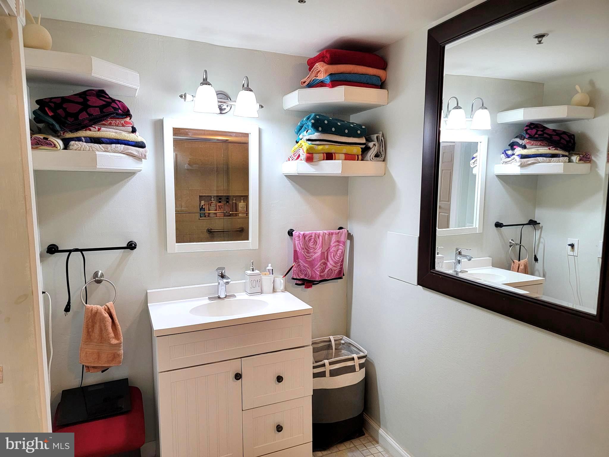 CHINATOWN - Residential