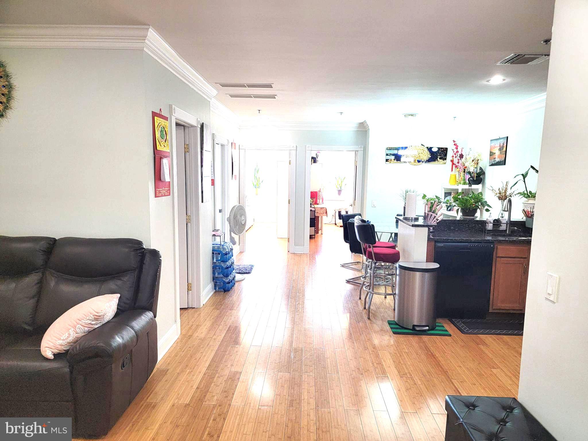 CHINATOWN - Residential