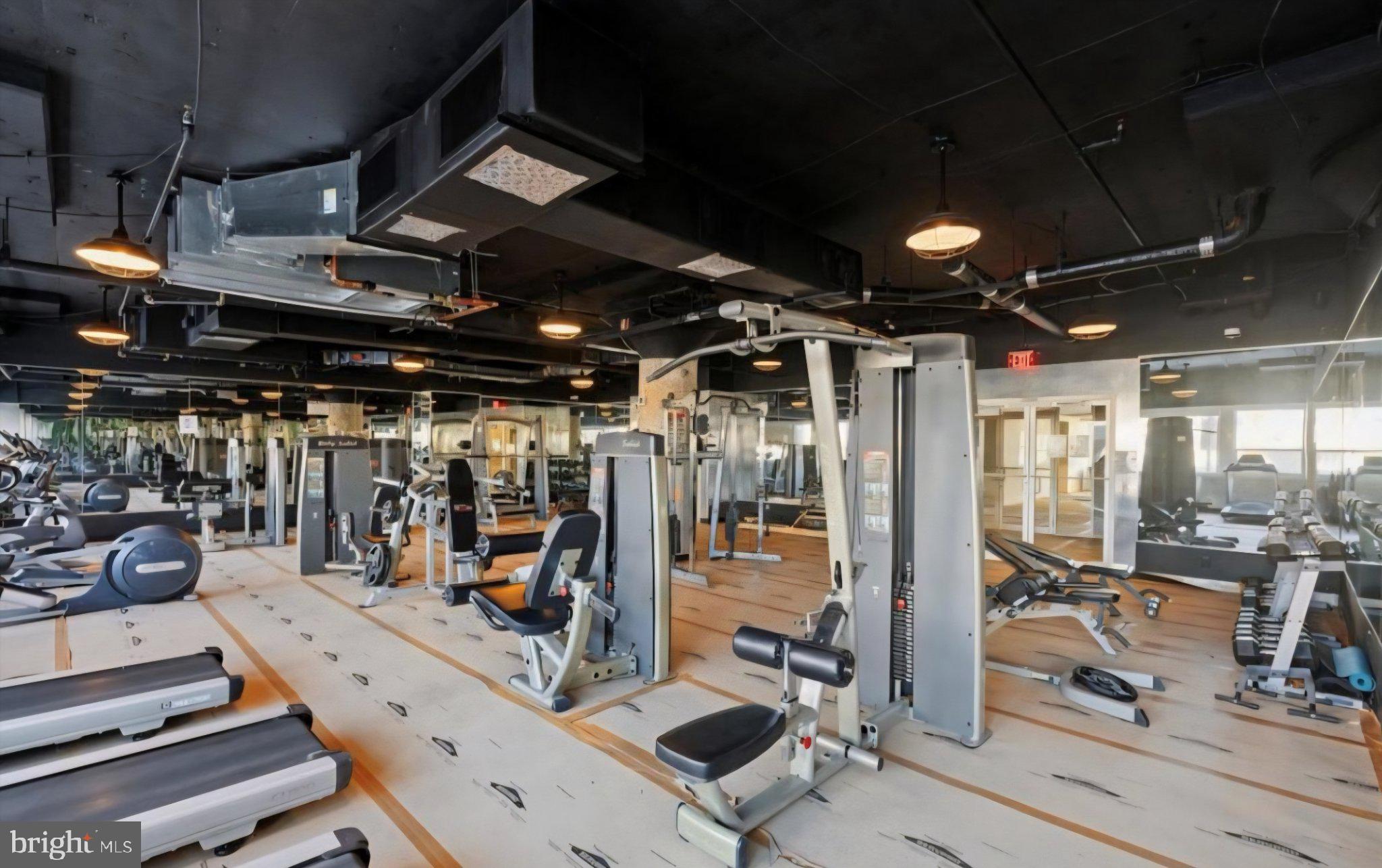 CHINATOWN - Residential