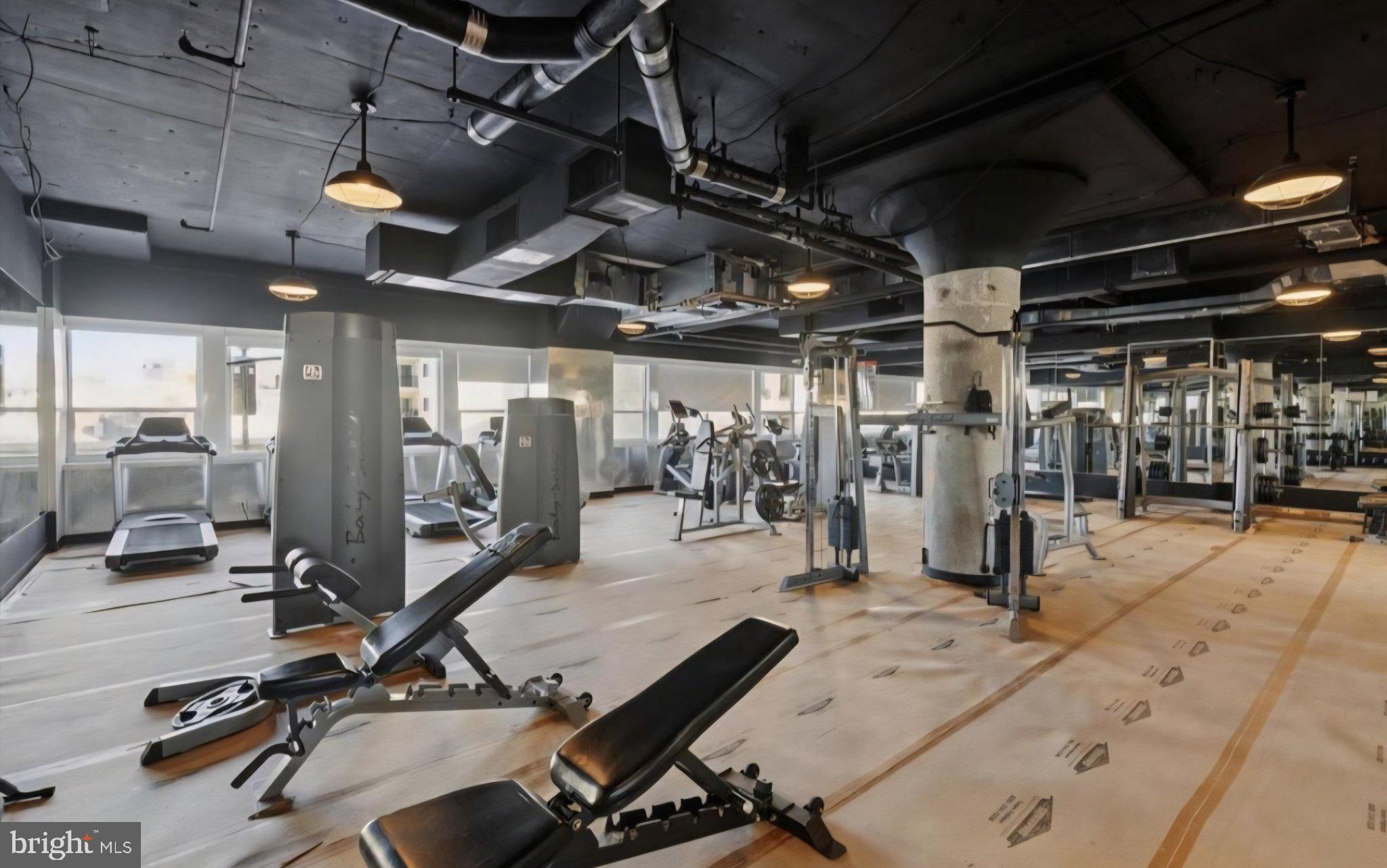 CHINATOWN - Residential