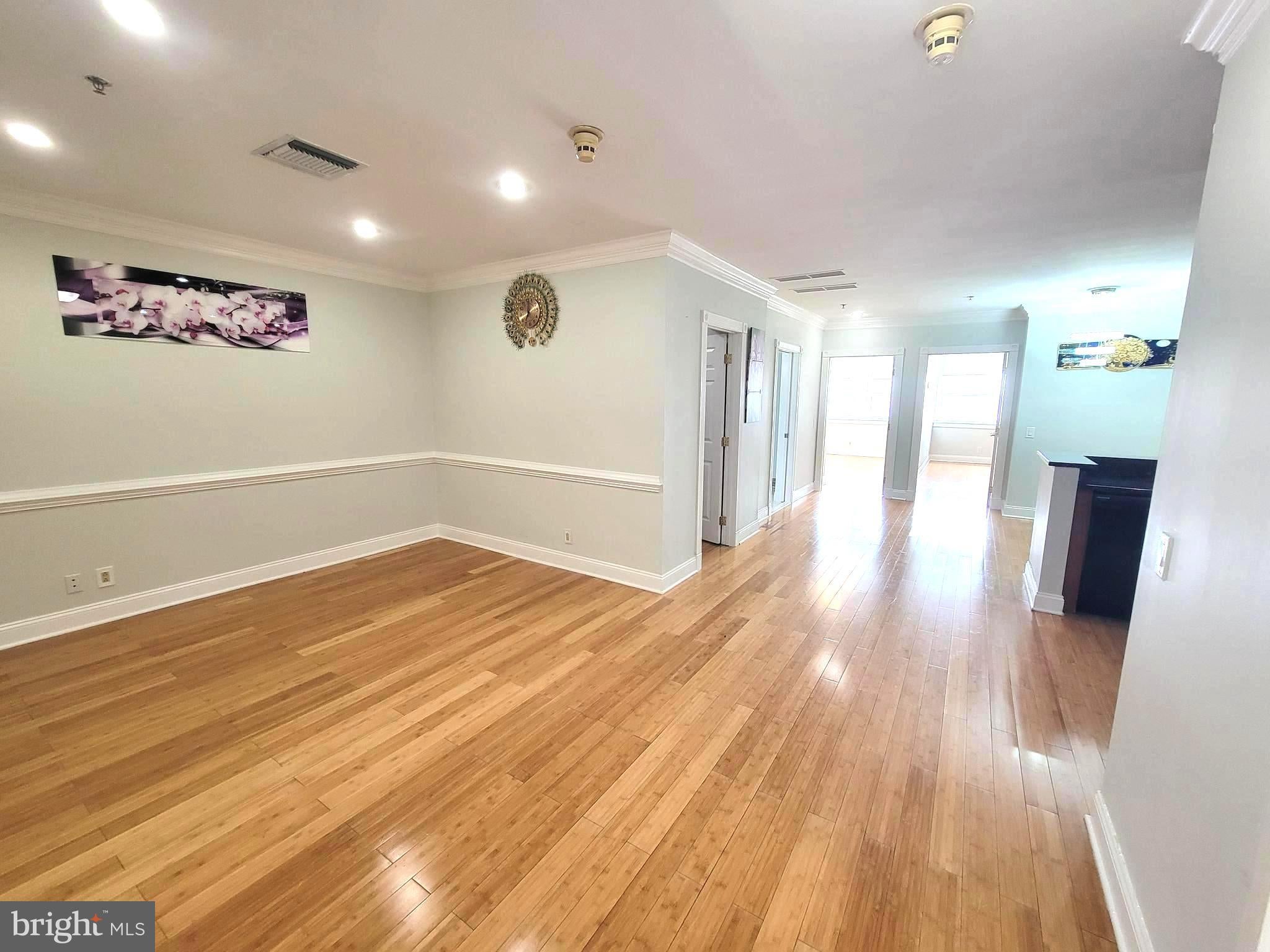 1100 VINE STREET P301