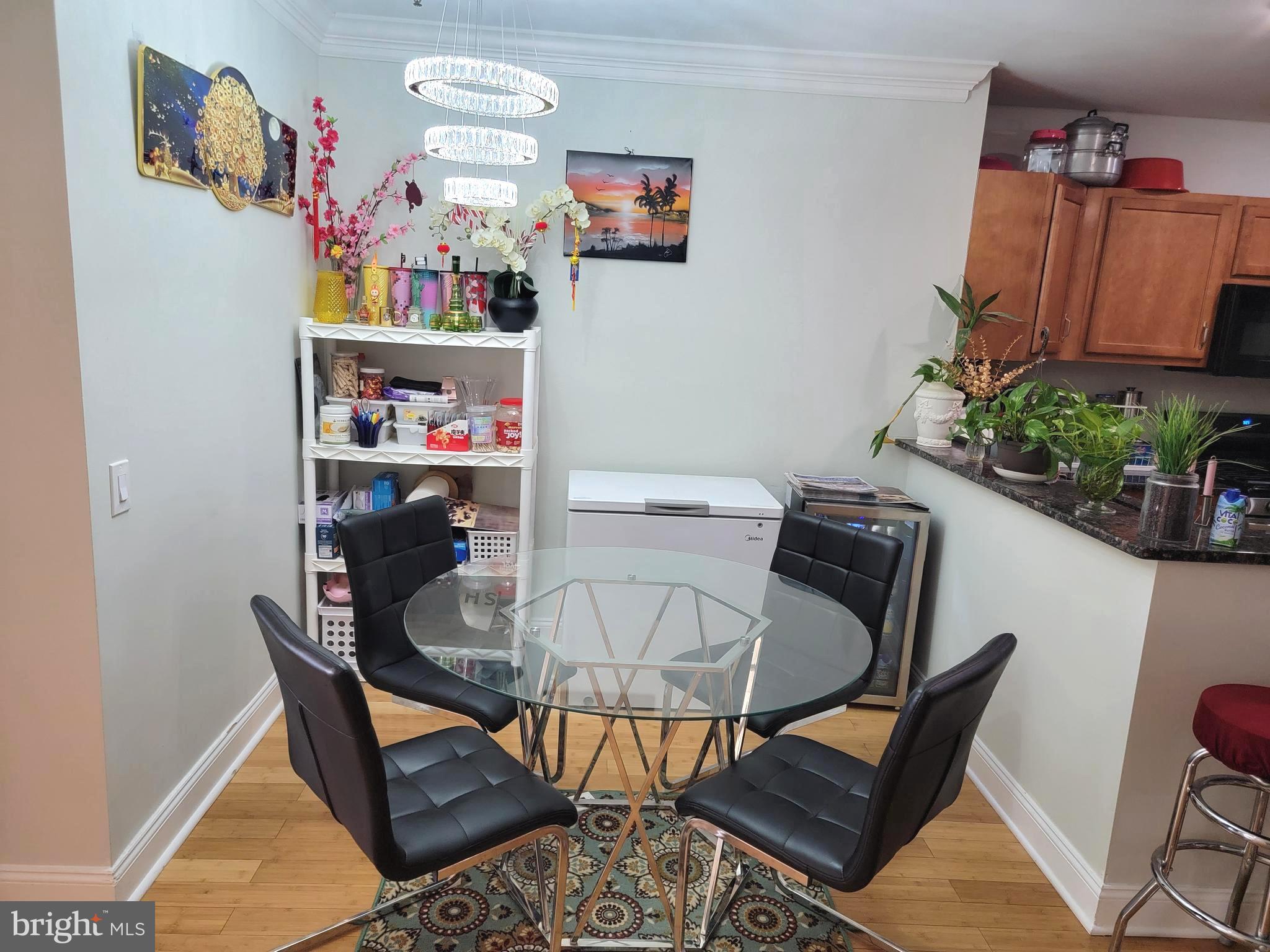 CHINATOWN - Residential