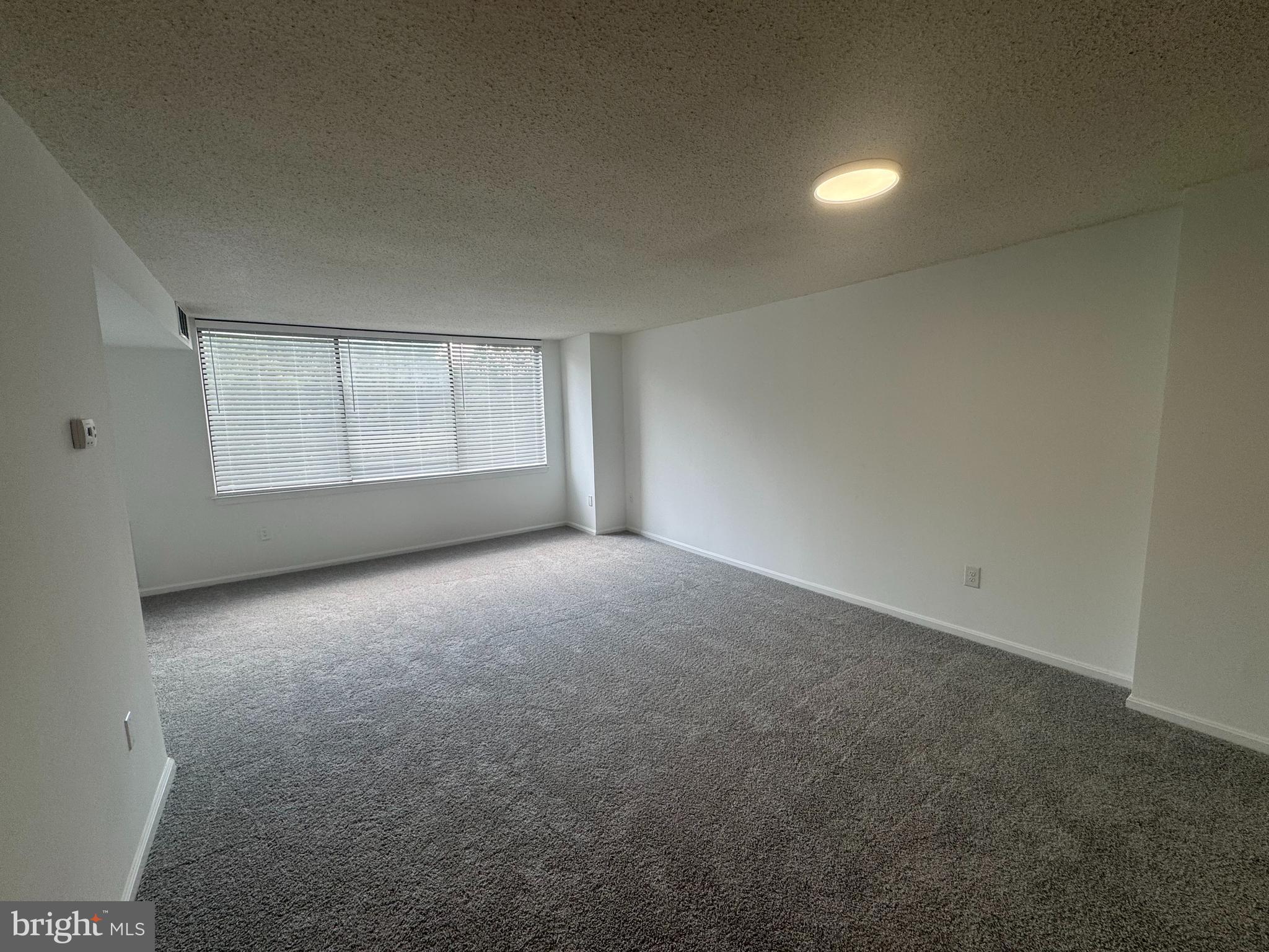 10101 GROSVENOR PLACE 603