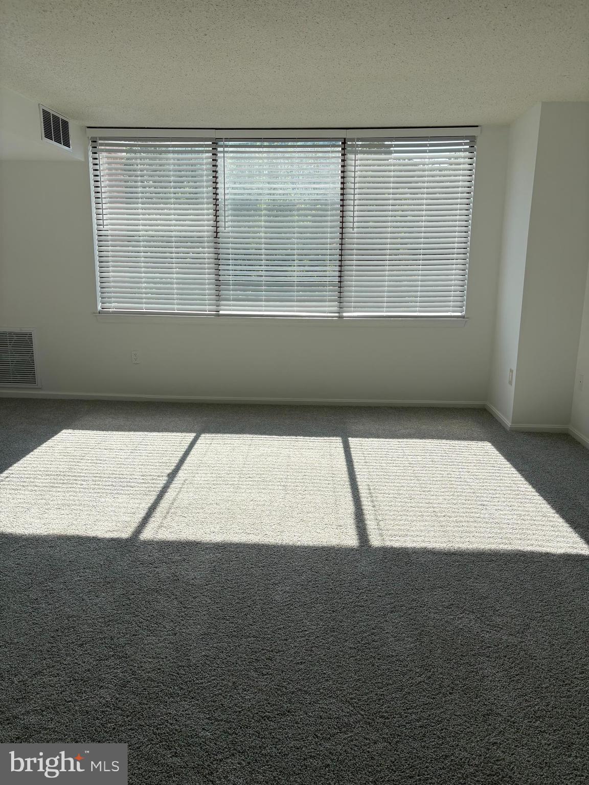 10101 GROSVENOR PLACE 603