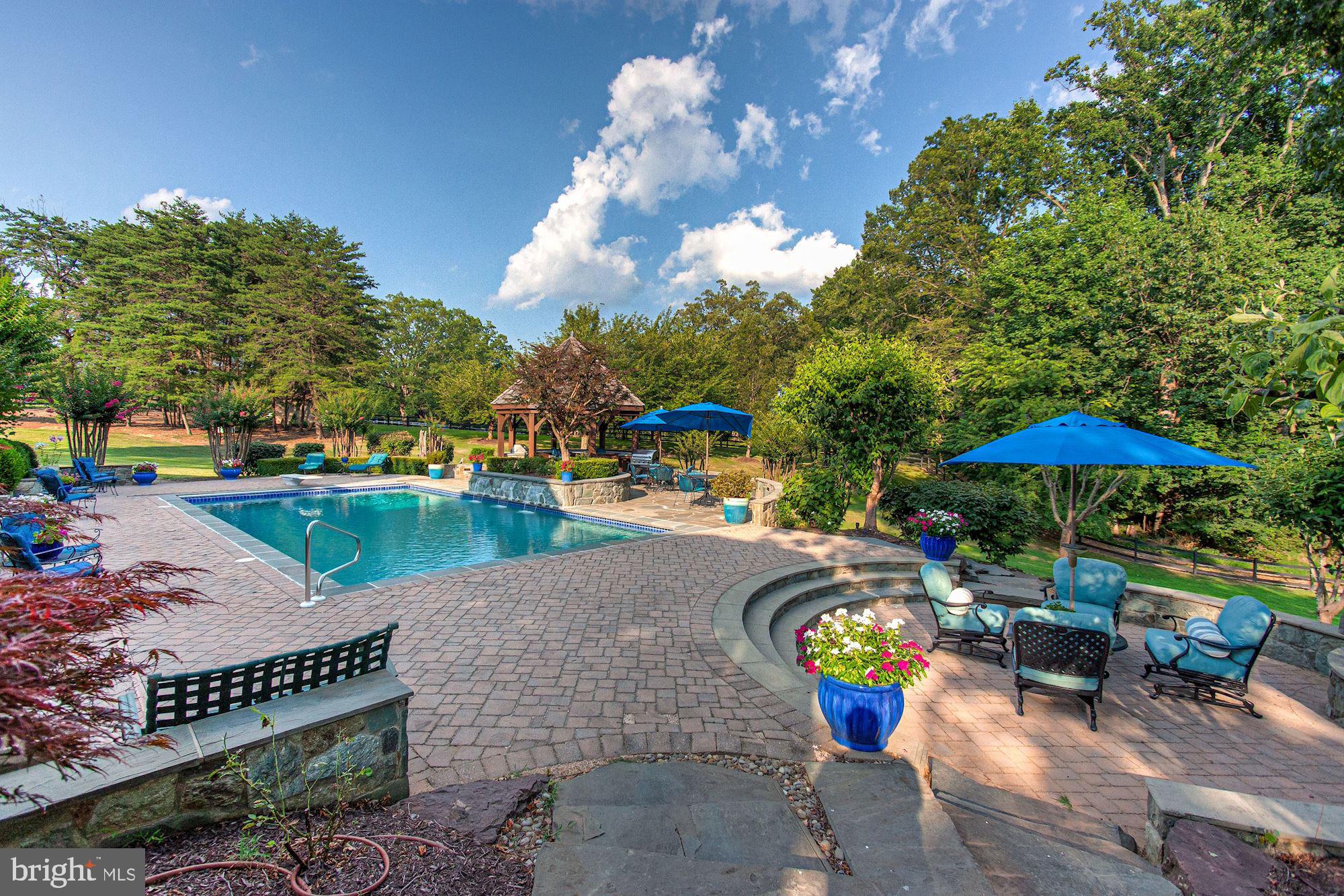 BEACH MILL ESTATES - Residential