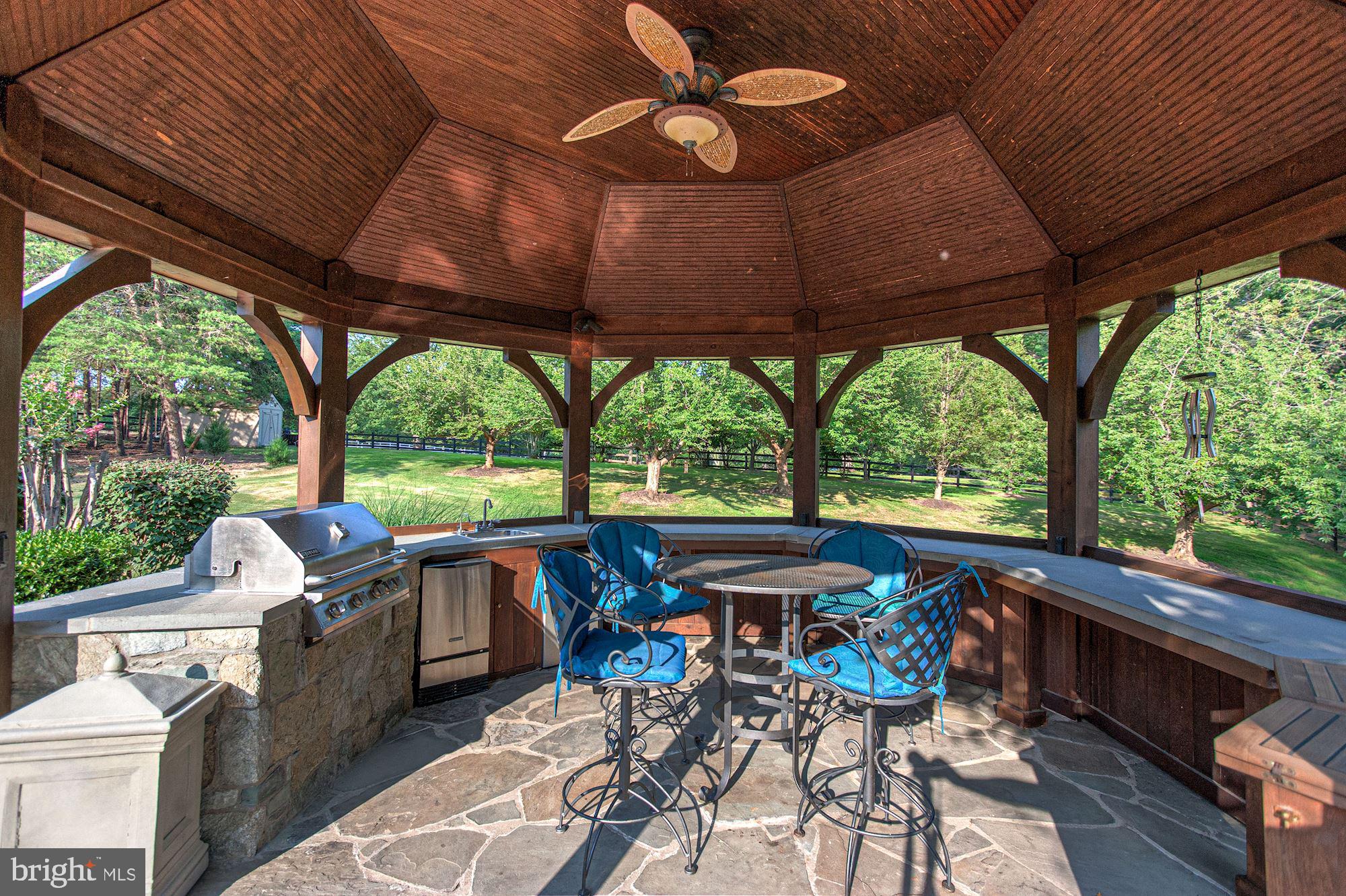 BEACH MILL ESTATES - Residential