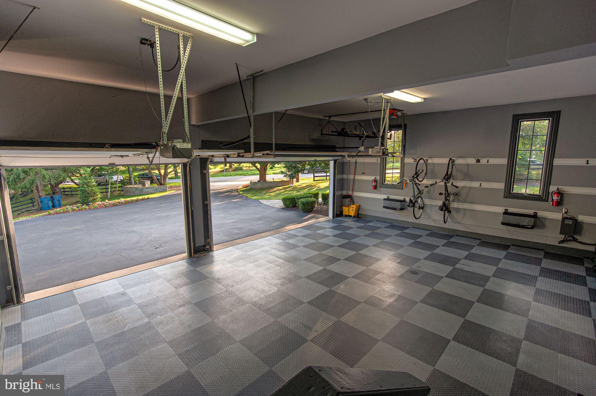 BEACH MILL ESTATES - Residential