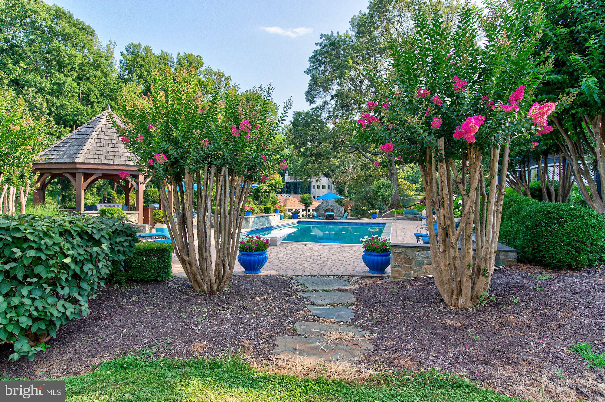 BEACH MILL ESTATES - Residential