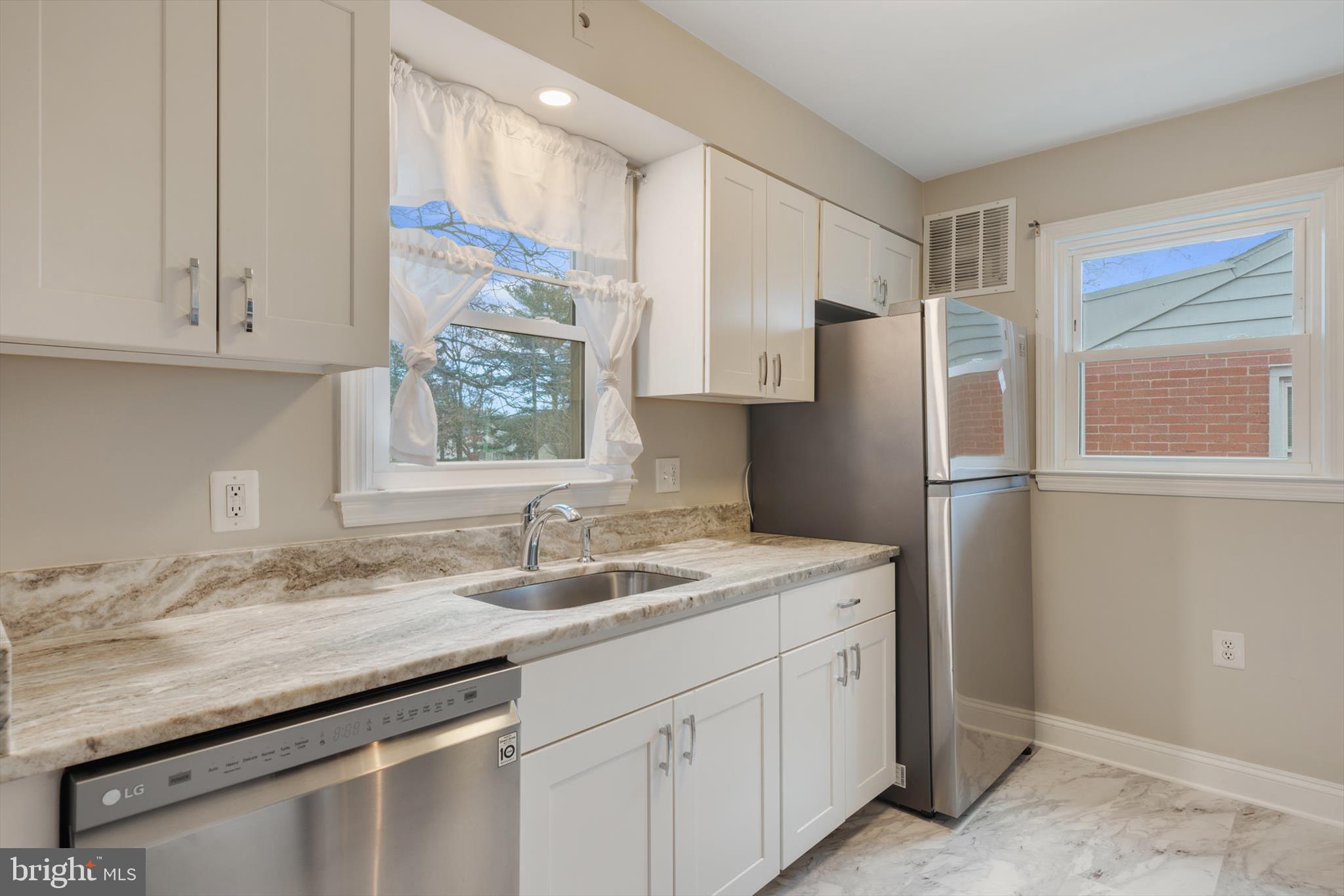 GLEN BURNIE - Residential Lease