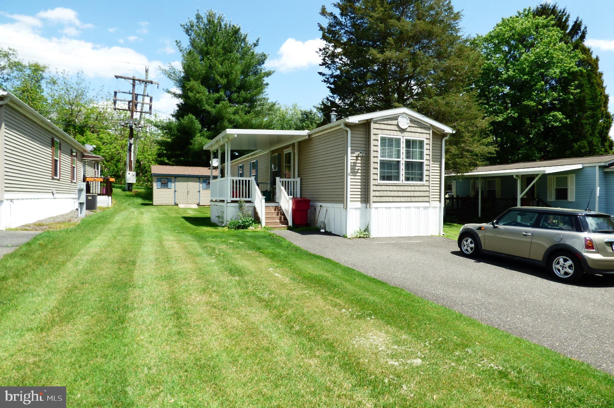 Nice single wide mobile home in Herford Estates..... One of the best lots in the community.... Home is situated on a Cul-de-sac and offers a little more privacy. This home is 2 Bedroom with 1 Bath and with a nice open floor plan. Relax on the Covered deck and parking for two .