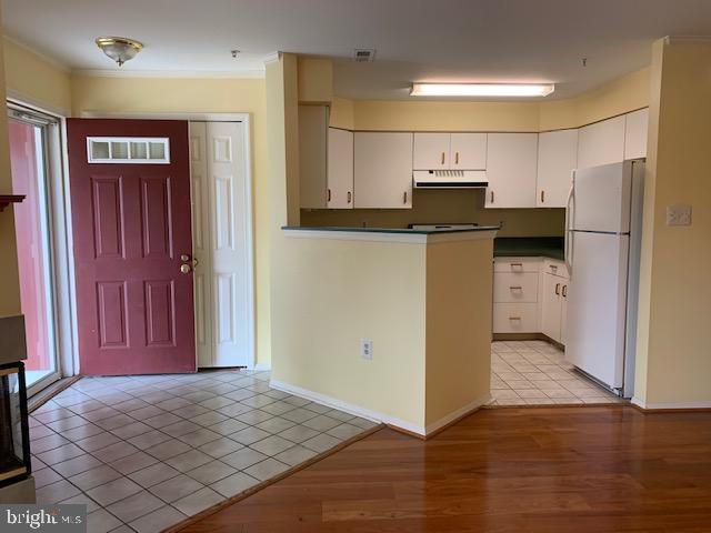 WOODLAND VILLAGE - Residential