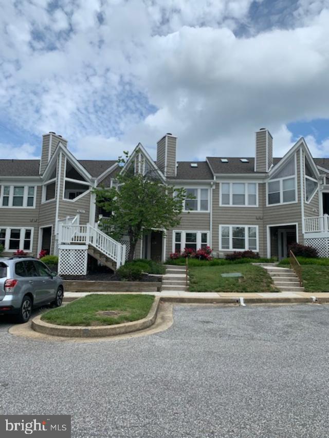 WOODLAND VILLAGE - Residential