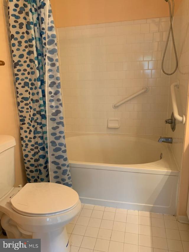 WOODLAND VILLAGE - Residential