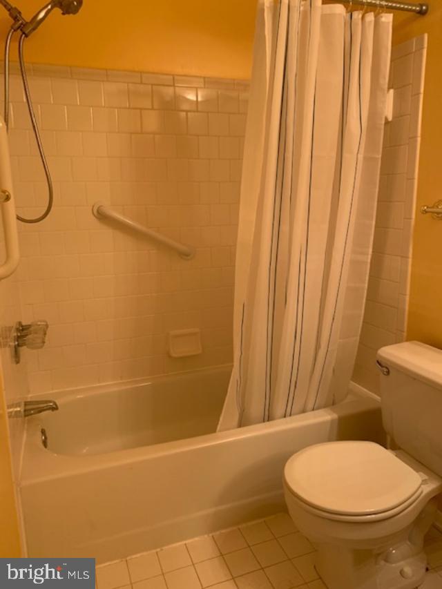 WOODLAND VILLAGE - Residential