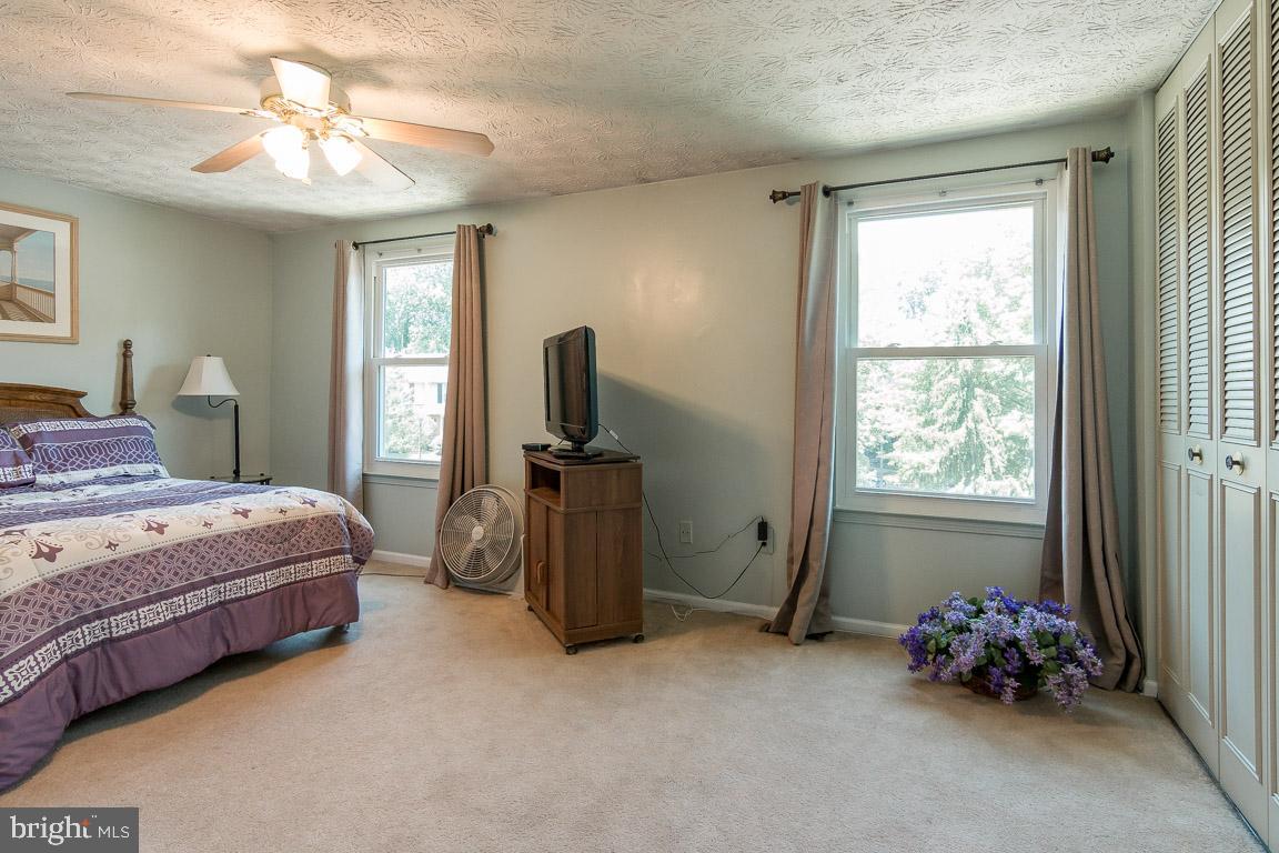 OAKMONT - Residential