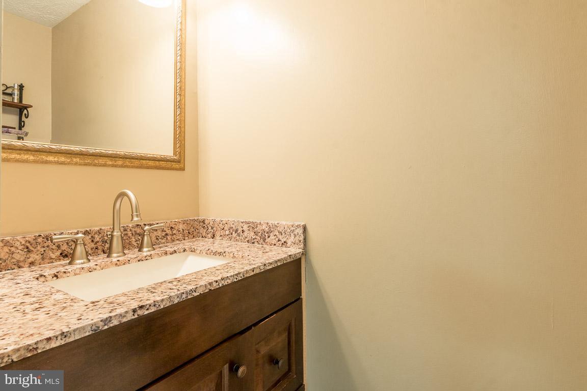 OAKMONT - Residential