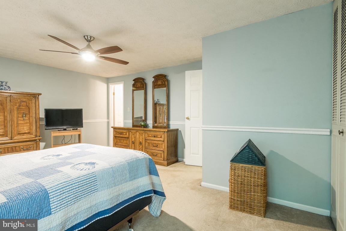 OAKMONT - Residential