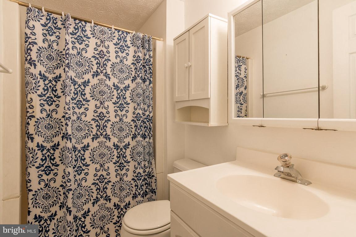 OAKMONT - Residential