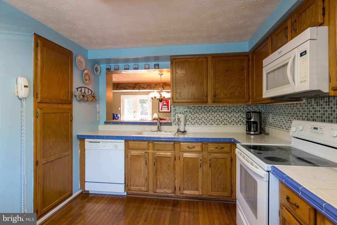 OAKMONT - Residential