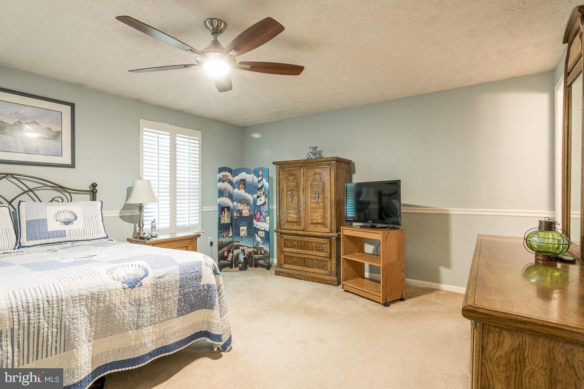 OAKMONT - Residential