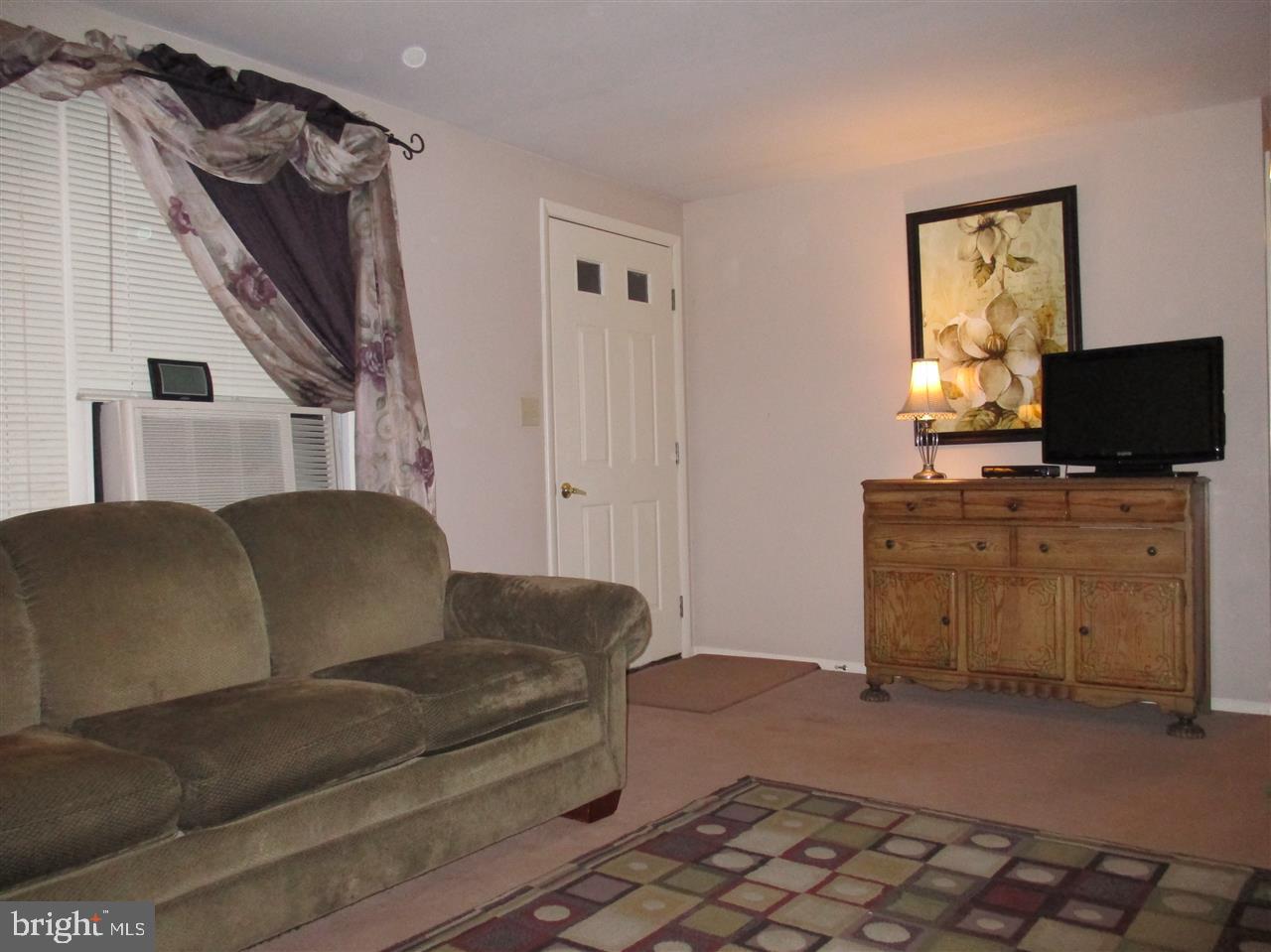 OXFORD ESTATES - Residential