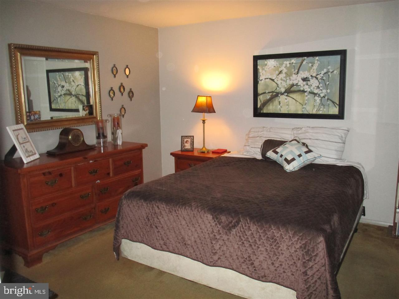 OXFORD ESTATES - Residential