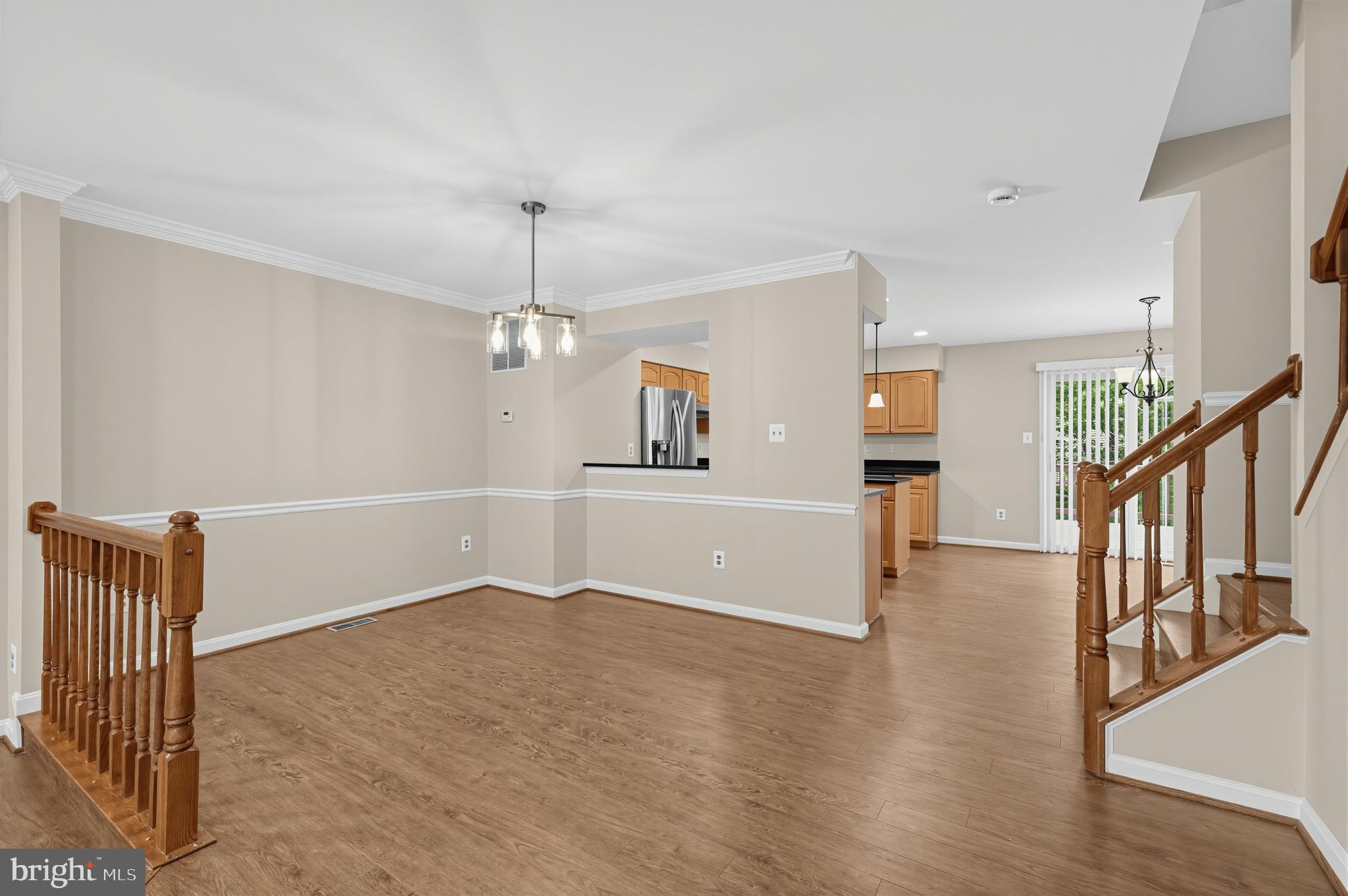 8893 EAGLE ROCK LANE