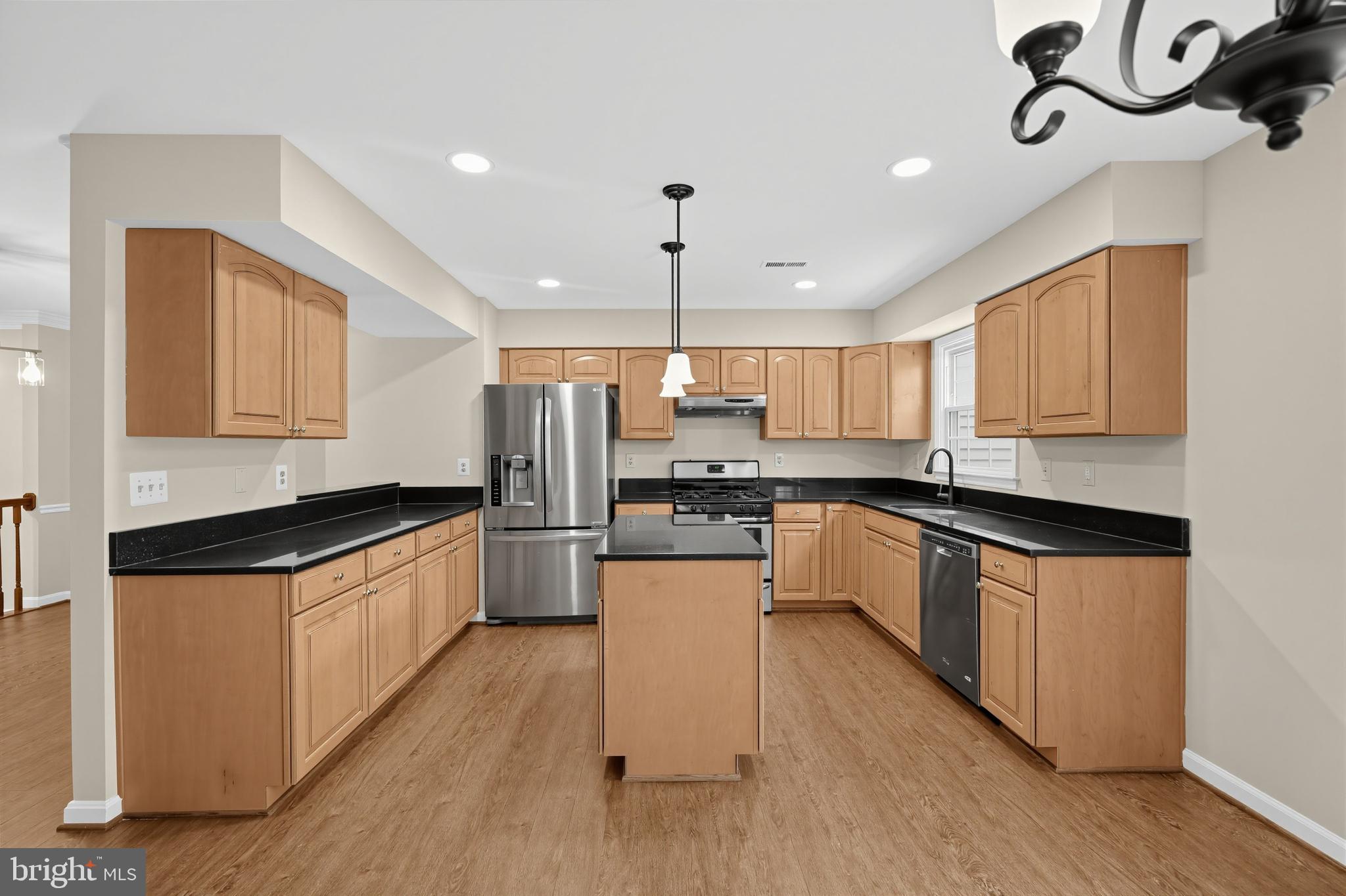 8893 EAGLE ROCK LANE