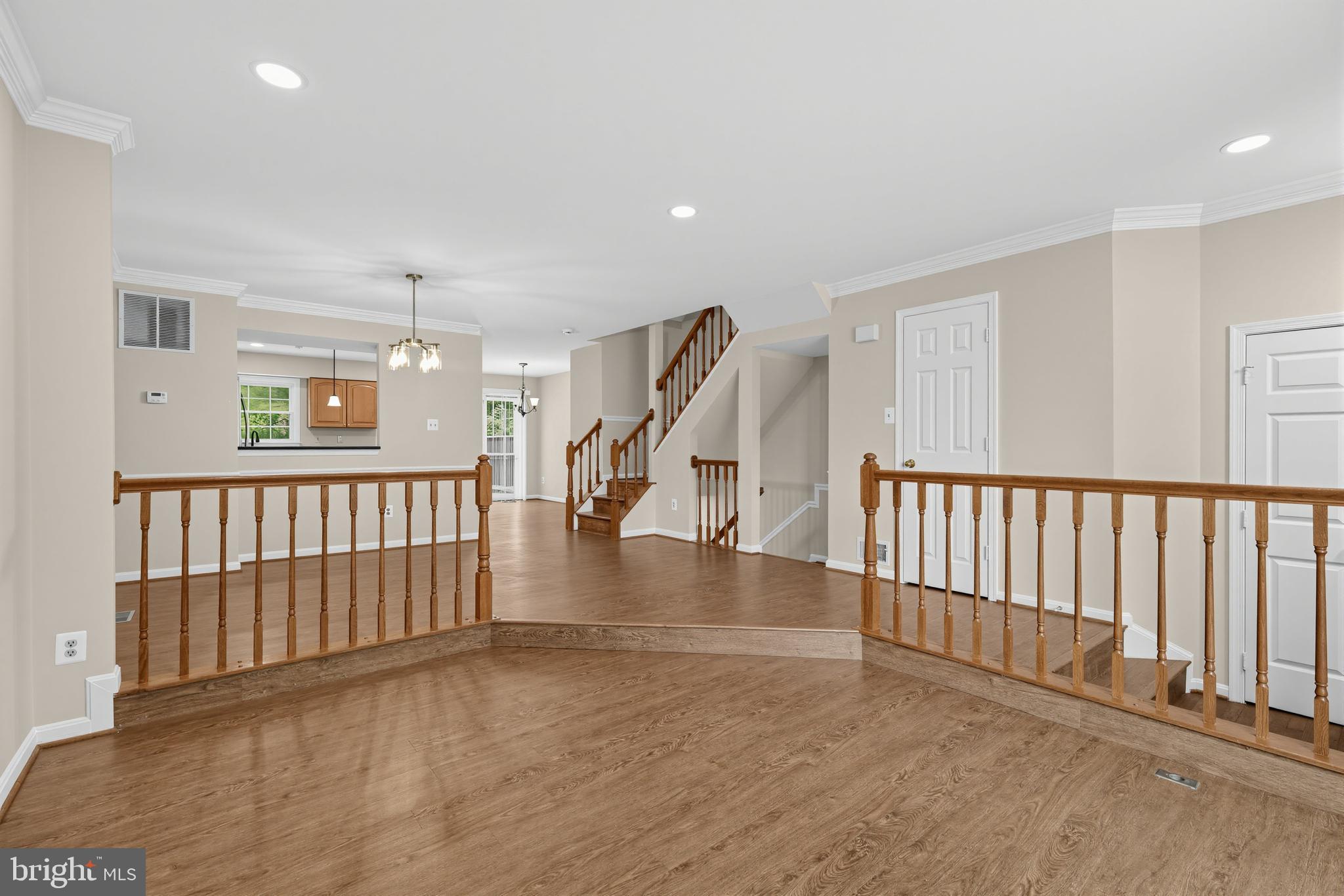 8893 EAGLE ROCK LANE