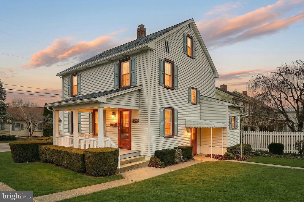 Photo of 99 5th Street, HANOVER, PA 17331 (MLS # PAYK2094264)