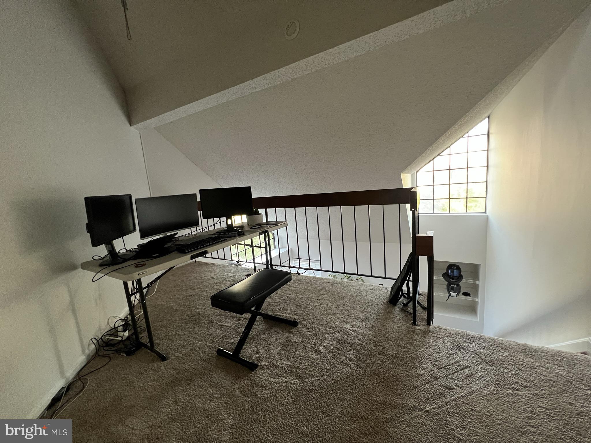 THE TIERS OF LAUREL LAKE - Residential