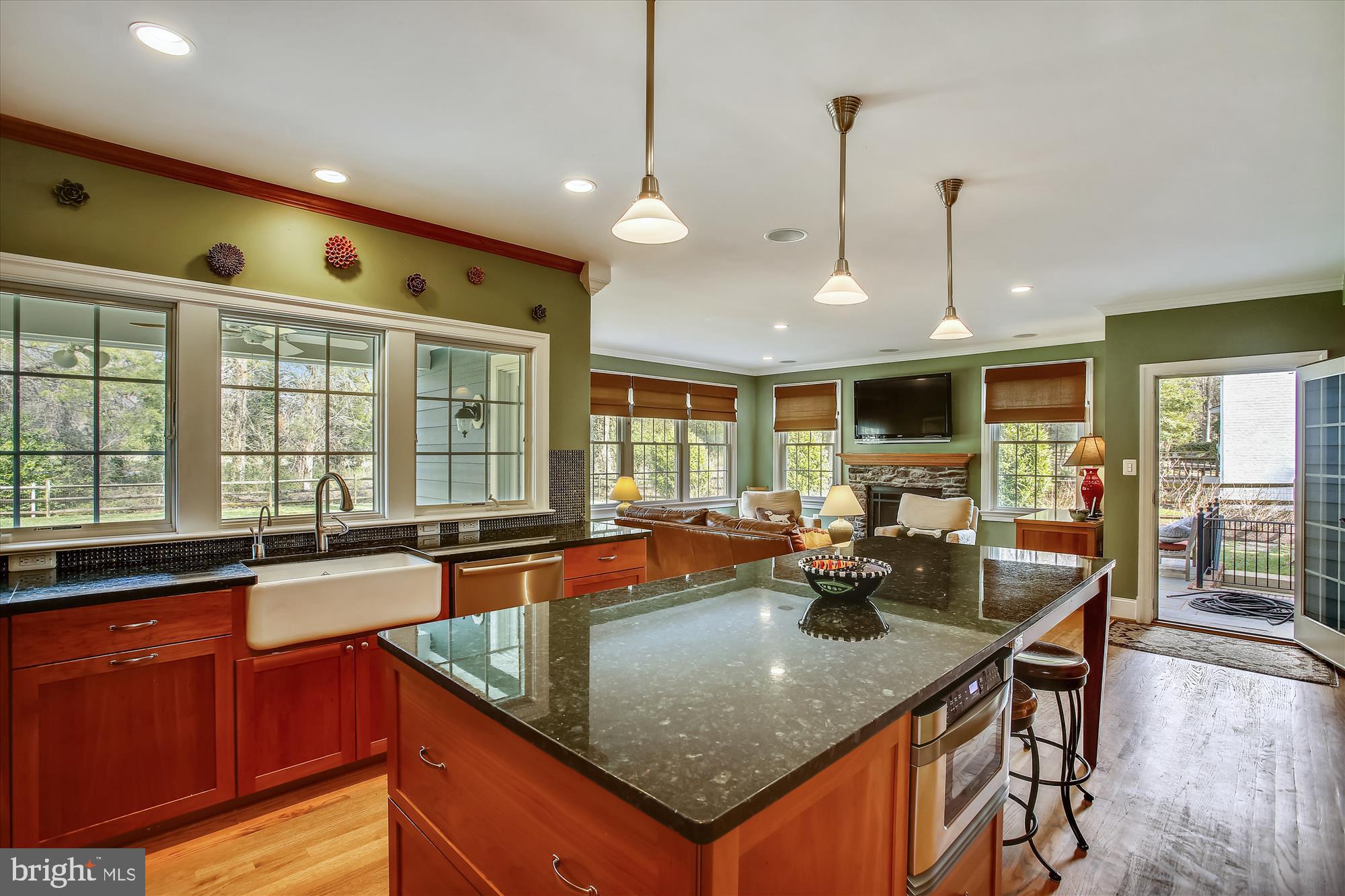 COLLINGWOOD ON THE POTOMAC - Residential