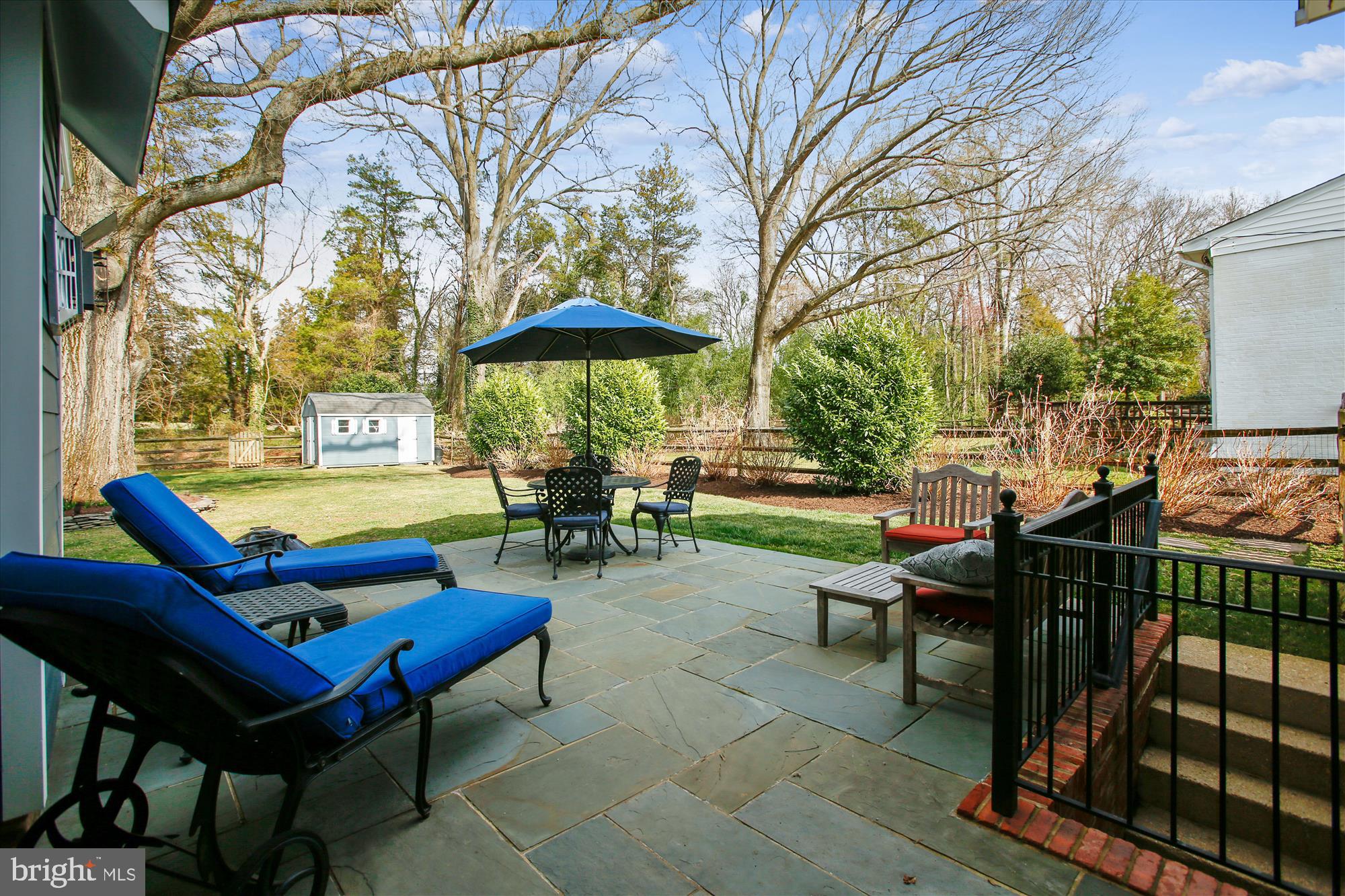 COLLINGWOOD ON THE POTOMAC - Residential