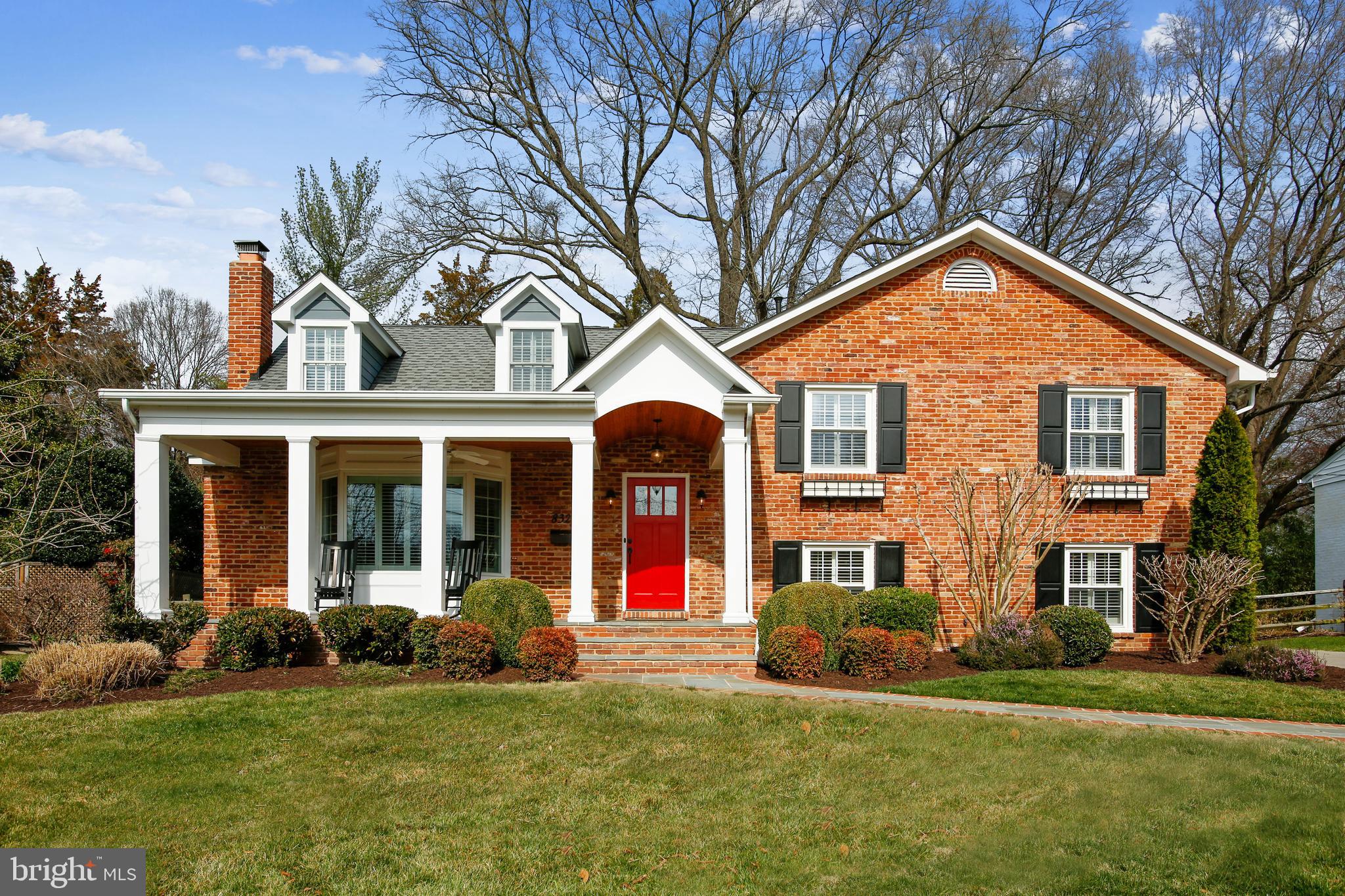 COLLINGWOOD ON THE POTOMAC - Residential