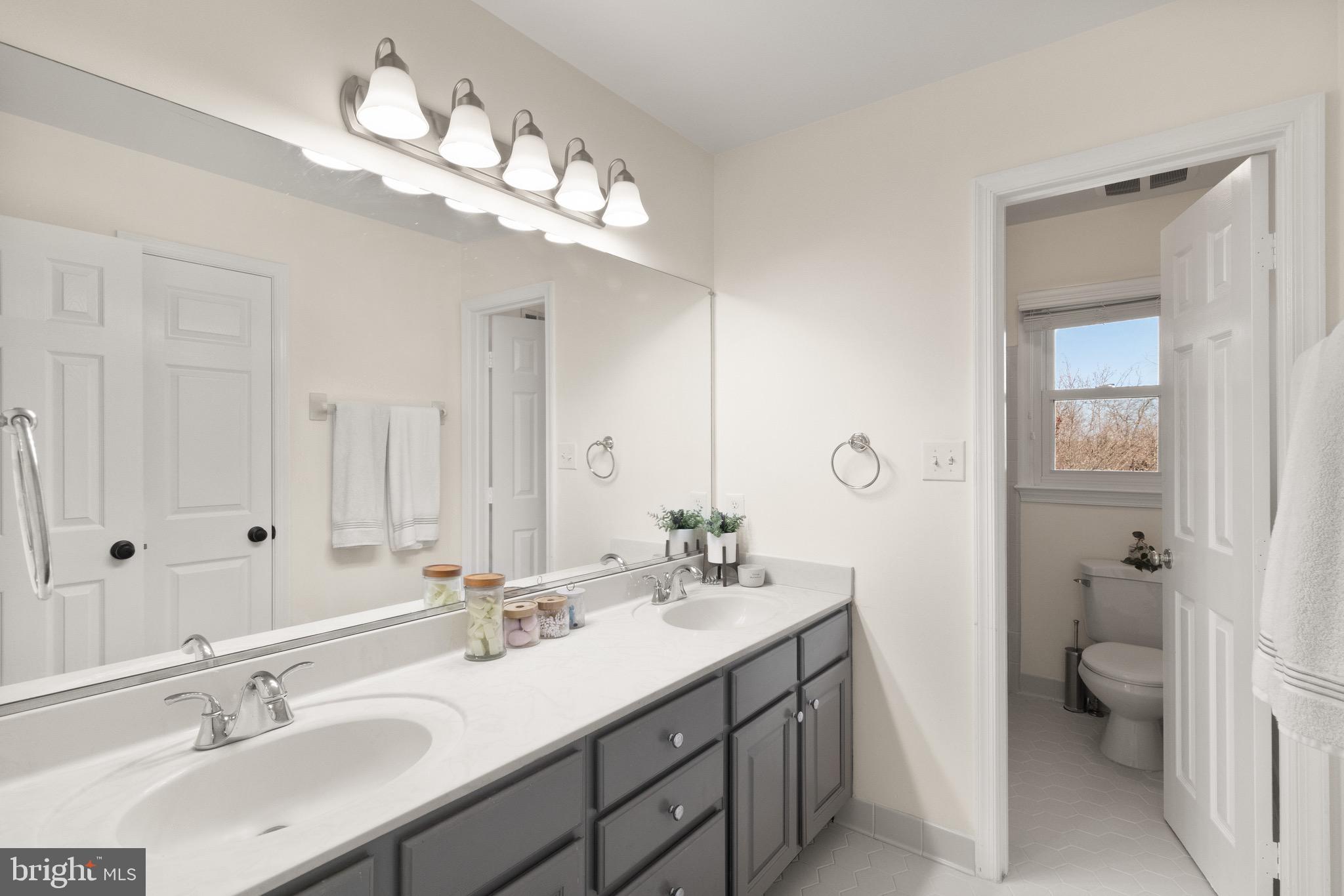 BUSH HILL WOODS - Residential