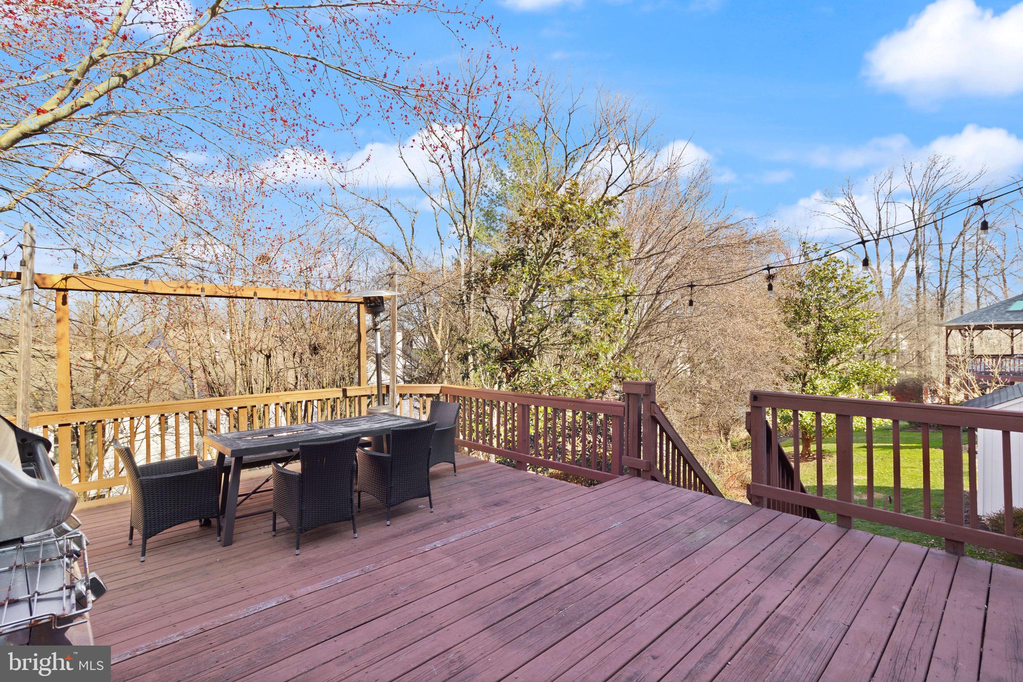 BUSH HILL WOODS - Residential