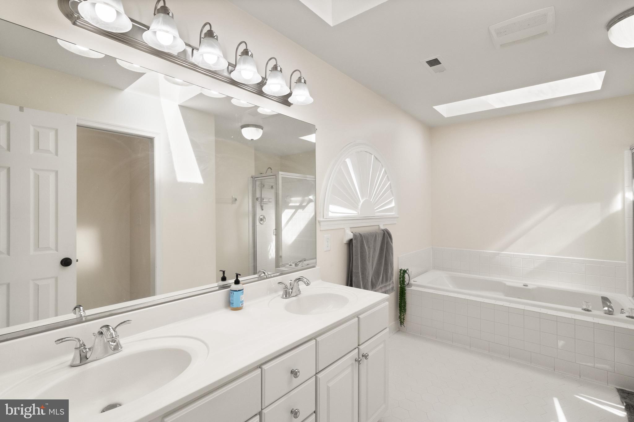 BUSH HILL WOODS - Residential