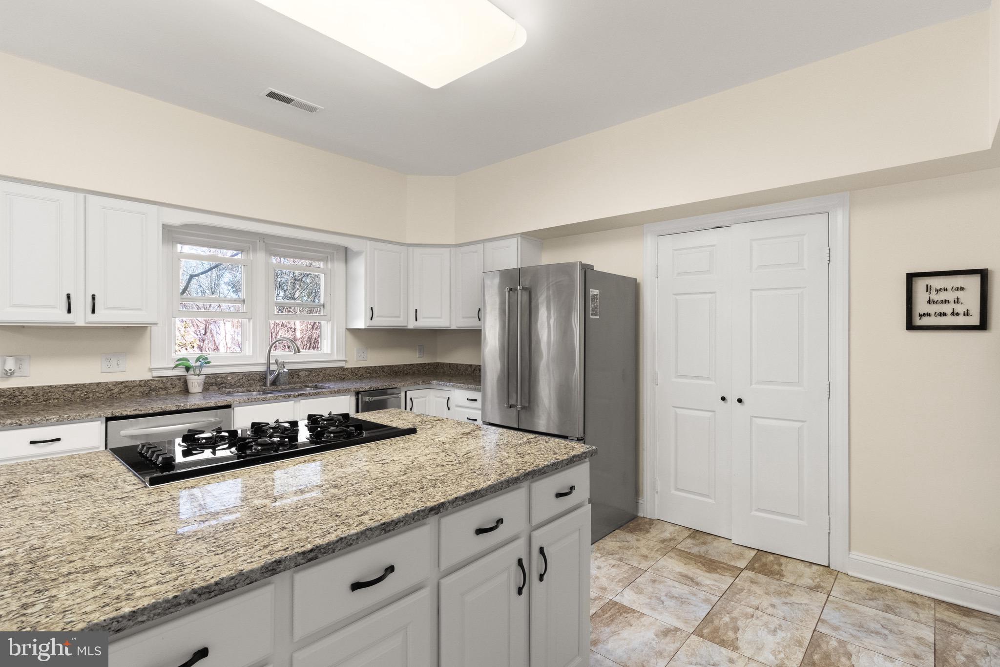 BUSH HILL WOODS - Residential