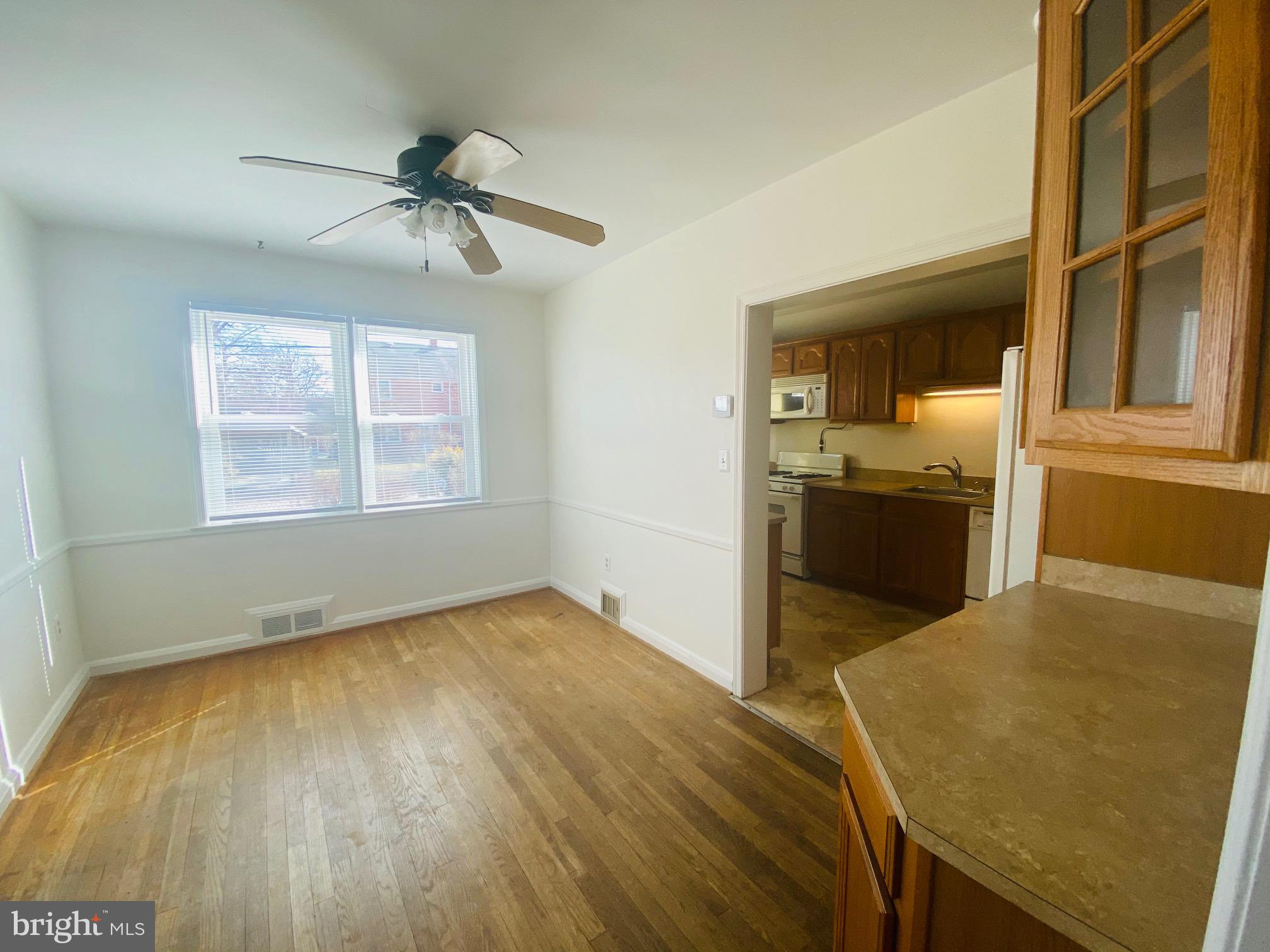 IDLEWOOD - Residential