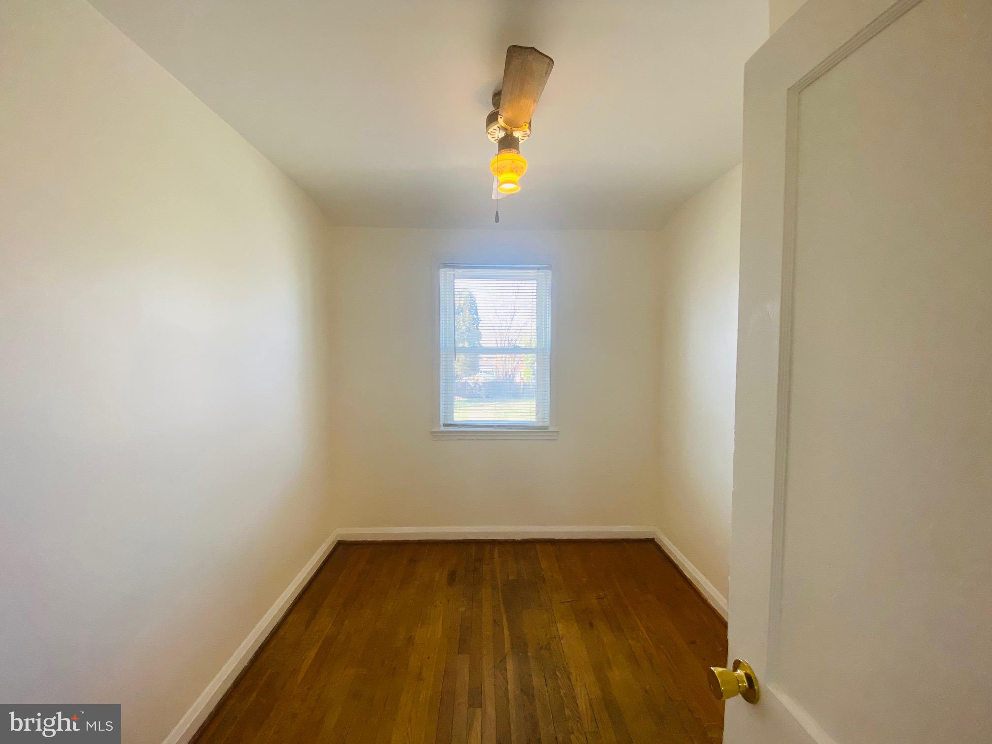 IDLEWOOD - Residential