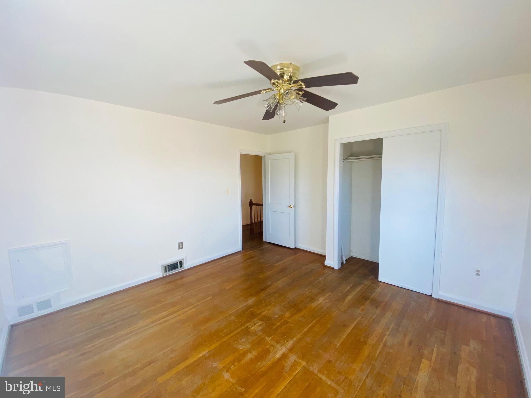 IDLEWOOD - Residential